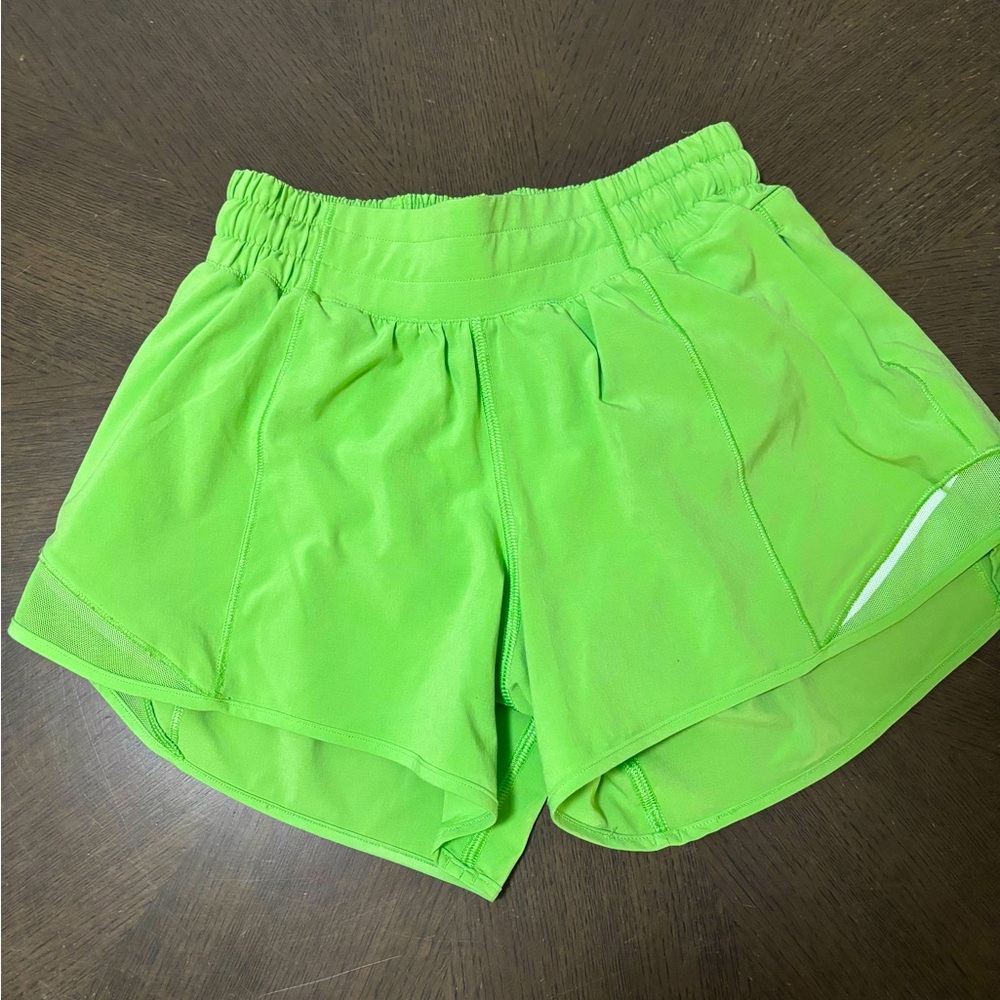 Hottie Hot LR 4” shorts. Size 2.